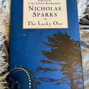 The Lucky One by Nicholas Sparks Hardcover